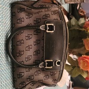 Dooney & Bourke black small satchel